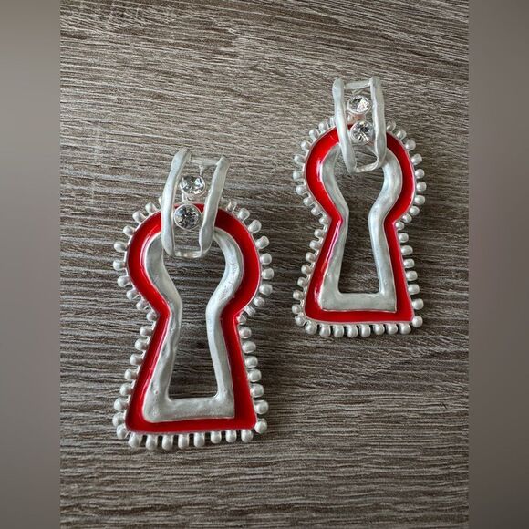 Gold and Red Keyhole Earrings N934 - Picture 2 of 4